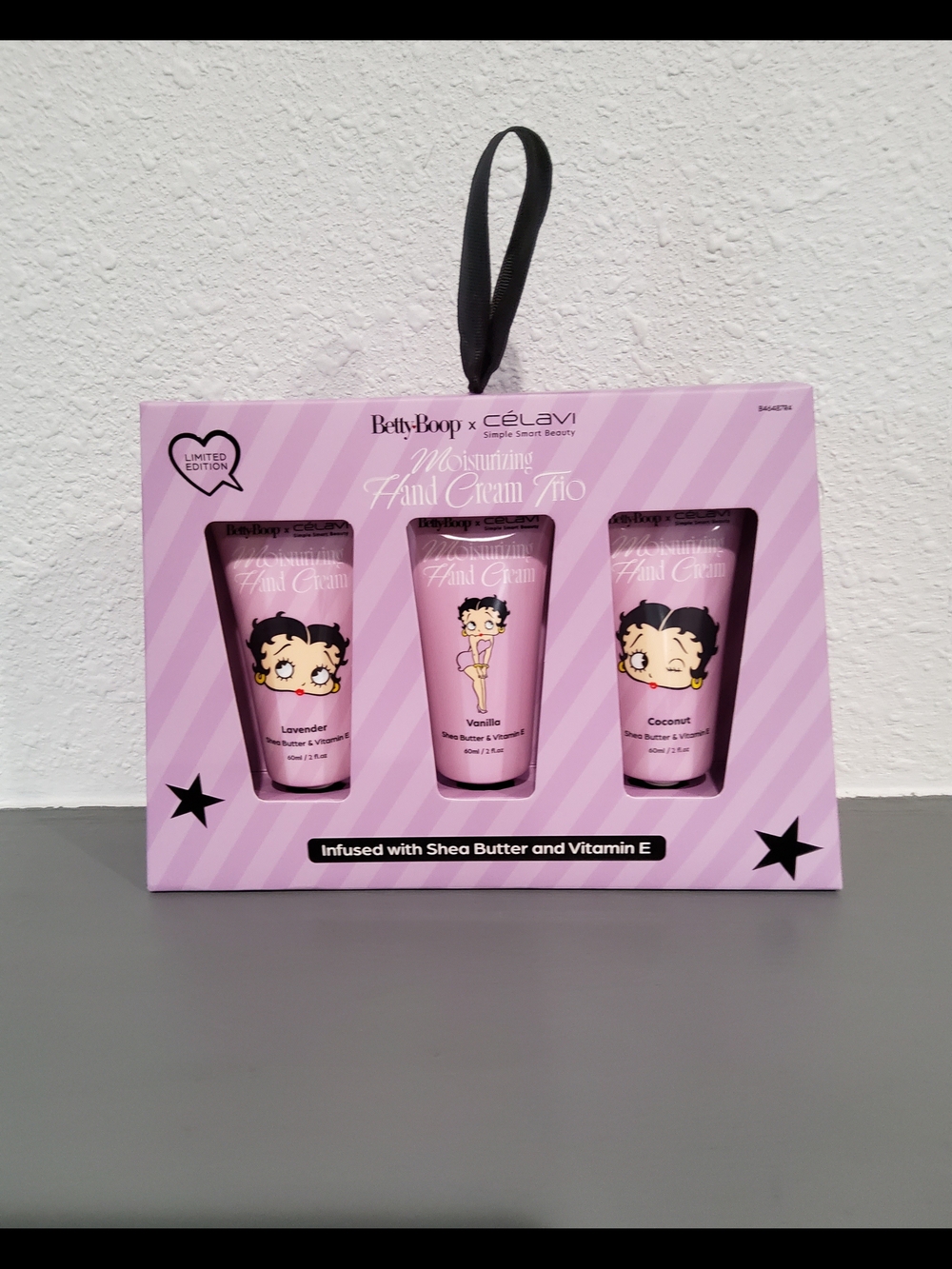 Womens Moisturizing Hand Cream Trio - Pink